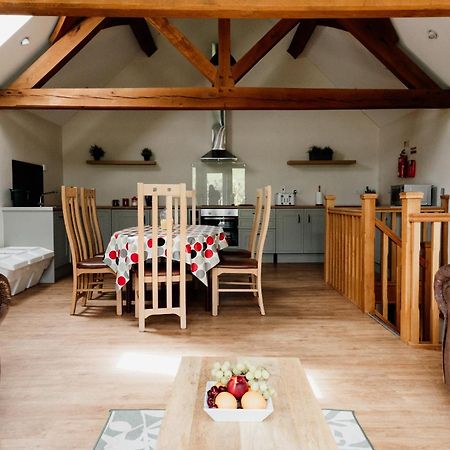 애버리스트위스 Finest Retreats - The Welsh Barn 빌라 외부 사진