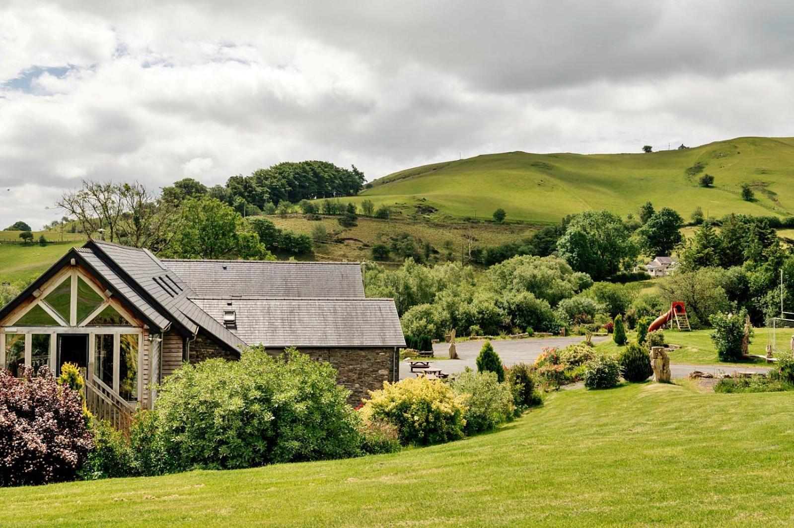 애버리스트위스 Finest Retreats - The Welsh Barn 빌라 외부 사진